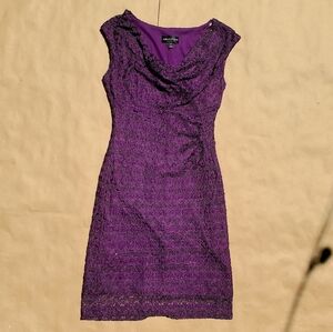 Fitted Knee Length Dress Size 4P